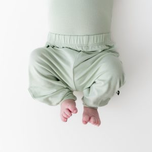 Pant in Basil