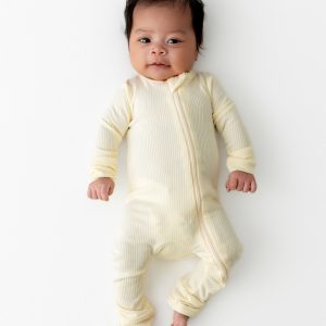 Ribbed Zipper Romper in Chamomile