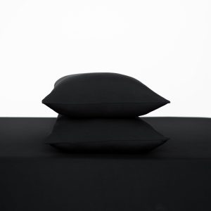 Fitted Sheet with Pillowcases in Midnight