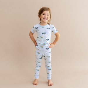 Short Sleeve with Pants Pajamas in Take Off