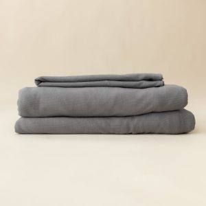 Fitted Sheet with Pillowcases in Charcoal